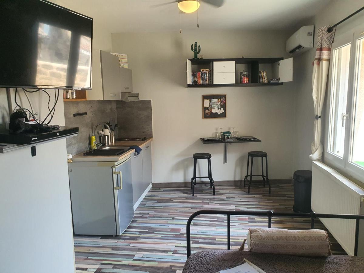 City House Appartements Entraigues-sur-la-Sorgue ภายนอก รูปภาพ