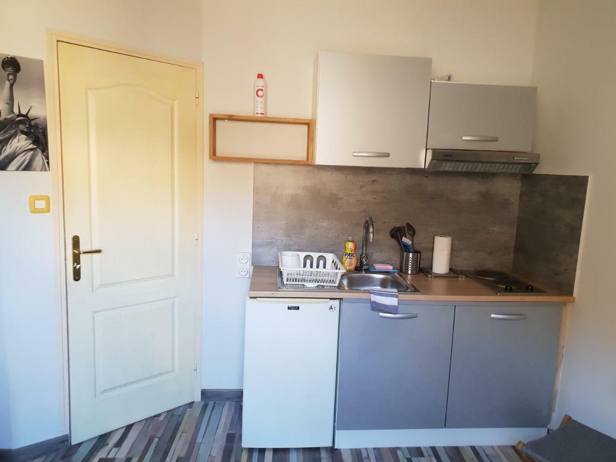 City House Appartements Entraigues-sur-la-Sorgue ภายนอก รูปภาพ