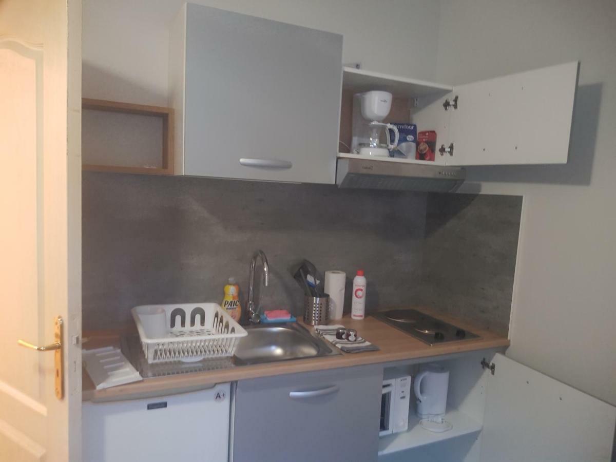 City House Appartements Entraigues-sur-la-Sorgue ภายนอก รูปภาพ